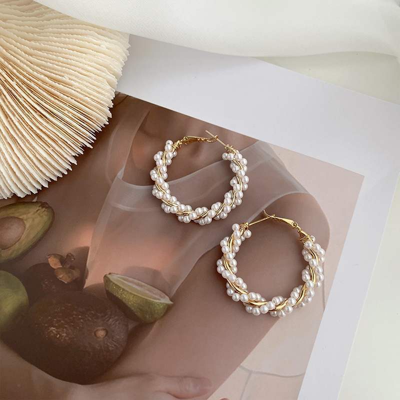 Pearl Circle