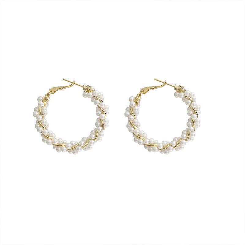 Pearl Circle