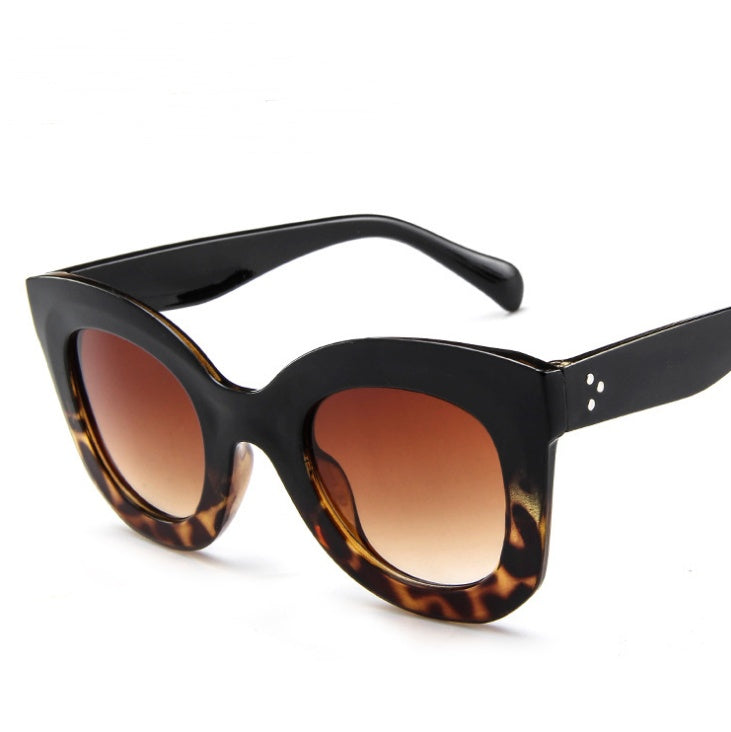 Cat eye
