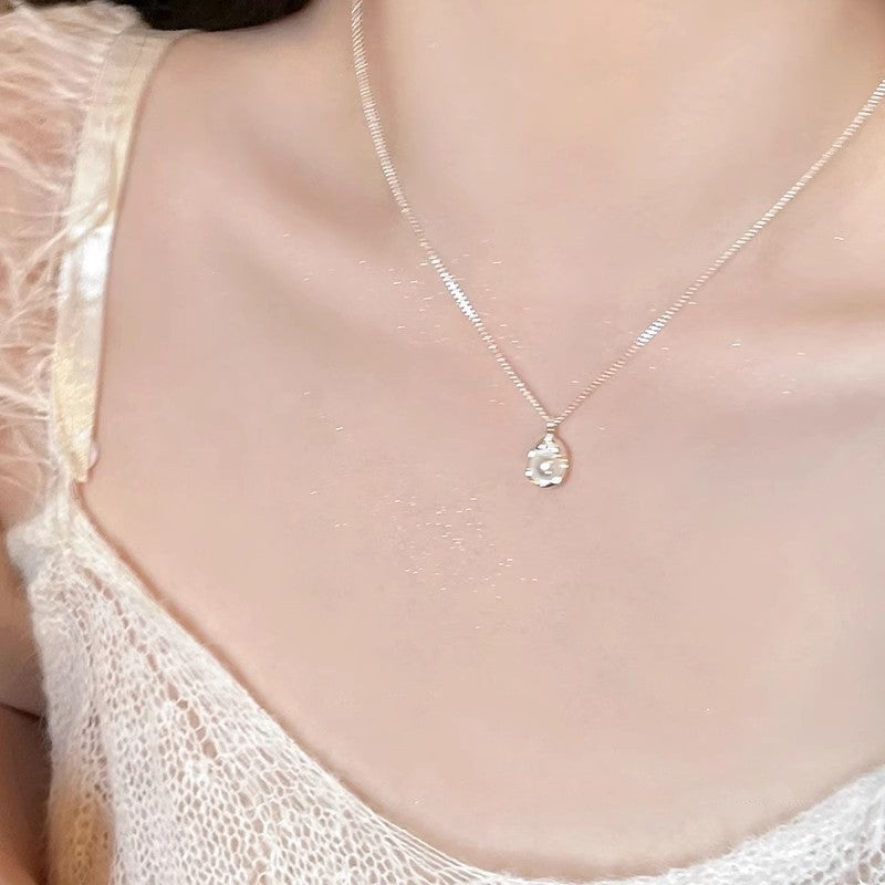 Titanium Steel Necklace Female Niche Design Hot Girl Short Pearl